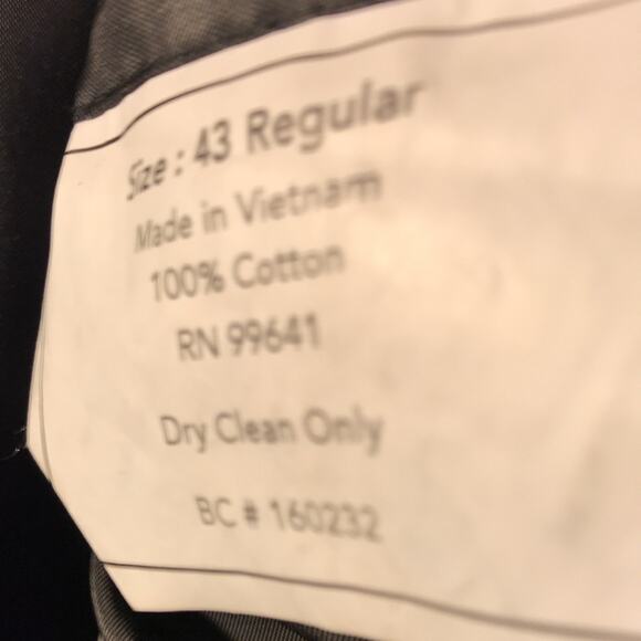 NWOT. Lineal juomo Black Velvet Jacket. 43R - Picture 6 of 6